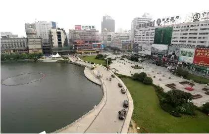 芜湖市中山路,安徽芜湖中山路步行街