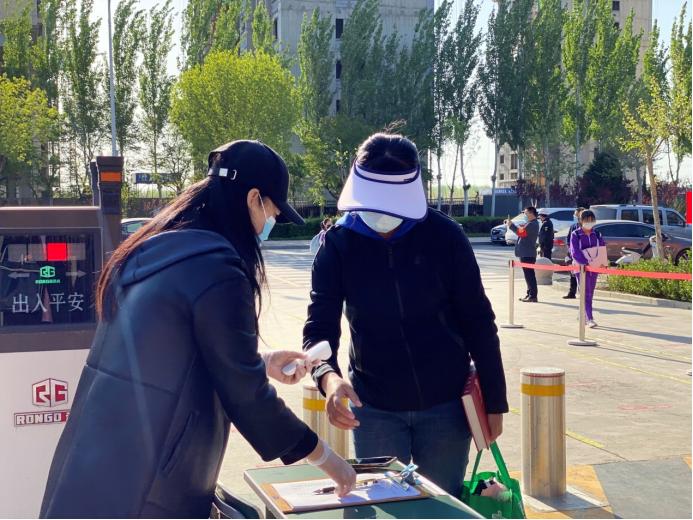 久违的校园期待回归,久违的校园静待归来