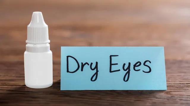 手揉眼睛后眼睛特别痒怎么办,眼睛痒的厉害越揉越痒还流泪