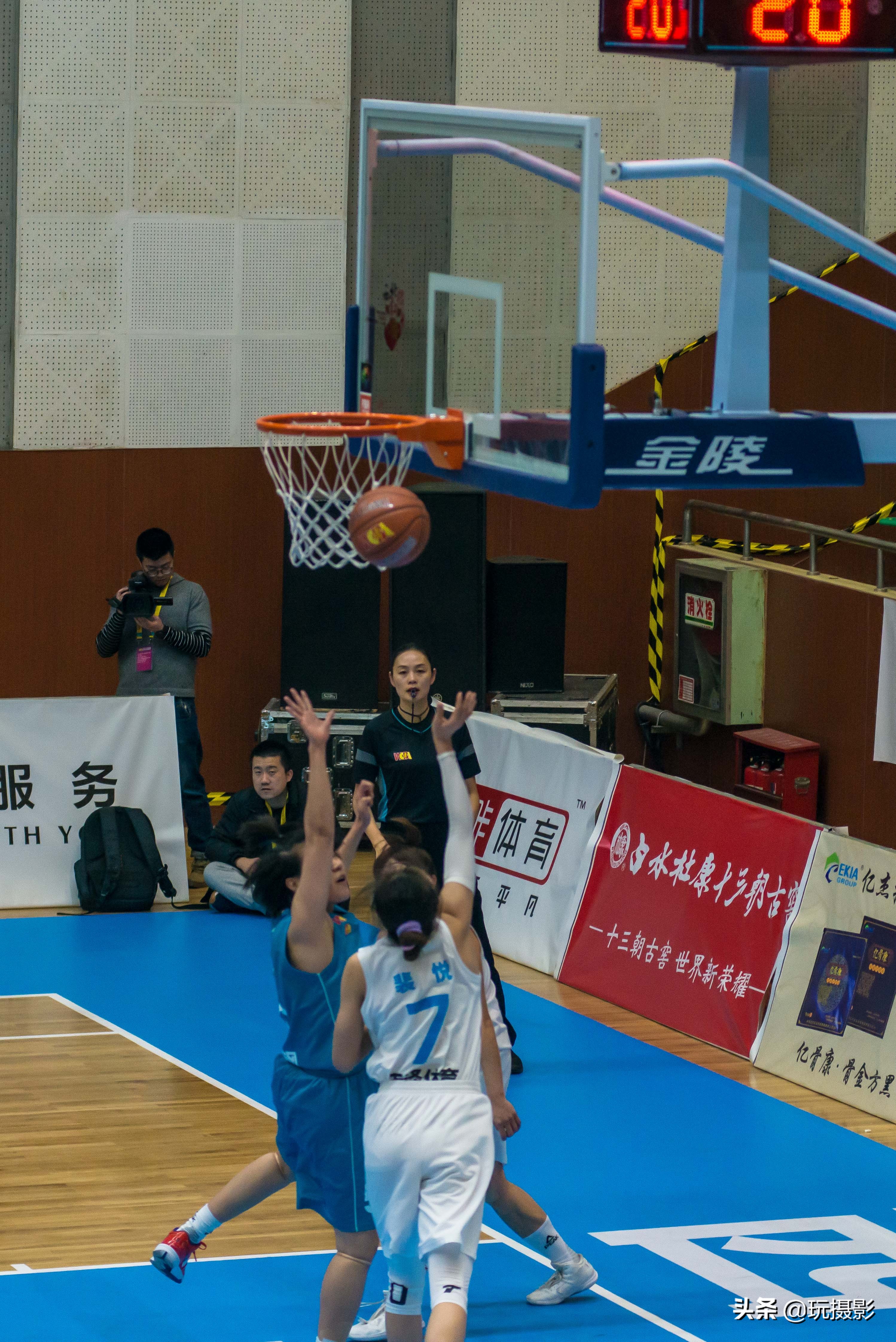 西安天泽与北京首钢比赛一场陕西体育界的盛事