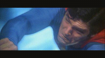 别再说超人违反科学了，他的能力就没几个有科学依据的