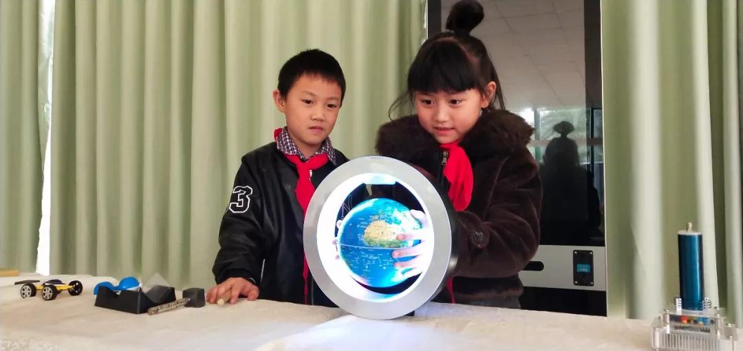 鍥涘窛鏅ㄥ垱鏁欒偛鏈夐檺鍏徃,鏅ㄥ垱鏁欒偛