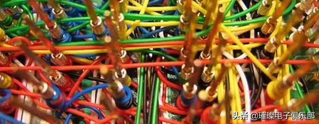 固件和芯片的区别,固件版本和硬件版本是相同的