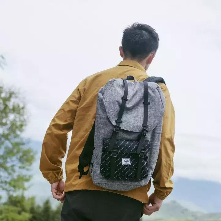 谁，夏天没有七八九十个帆布包？