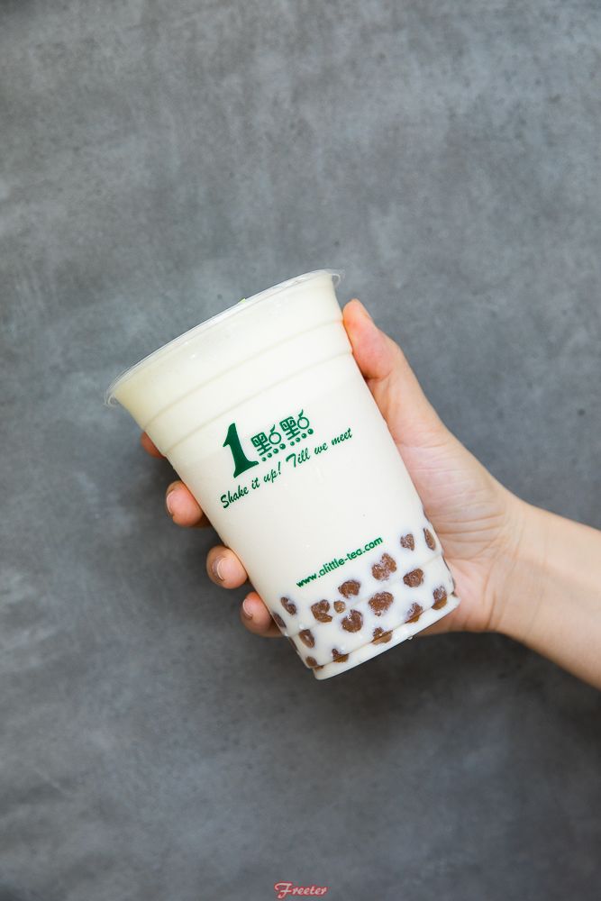 头顶顶着四十度的高温,头顶30多度的高温