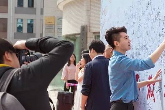 有一种低调，叫湖北大学！