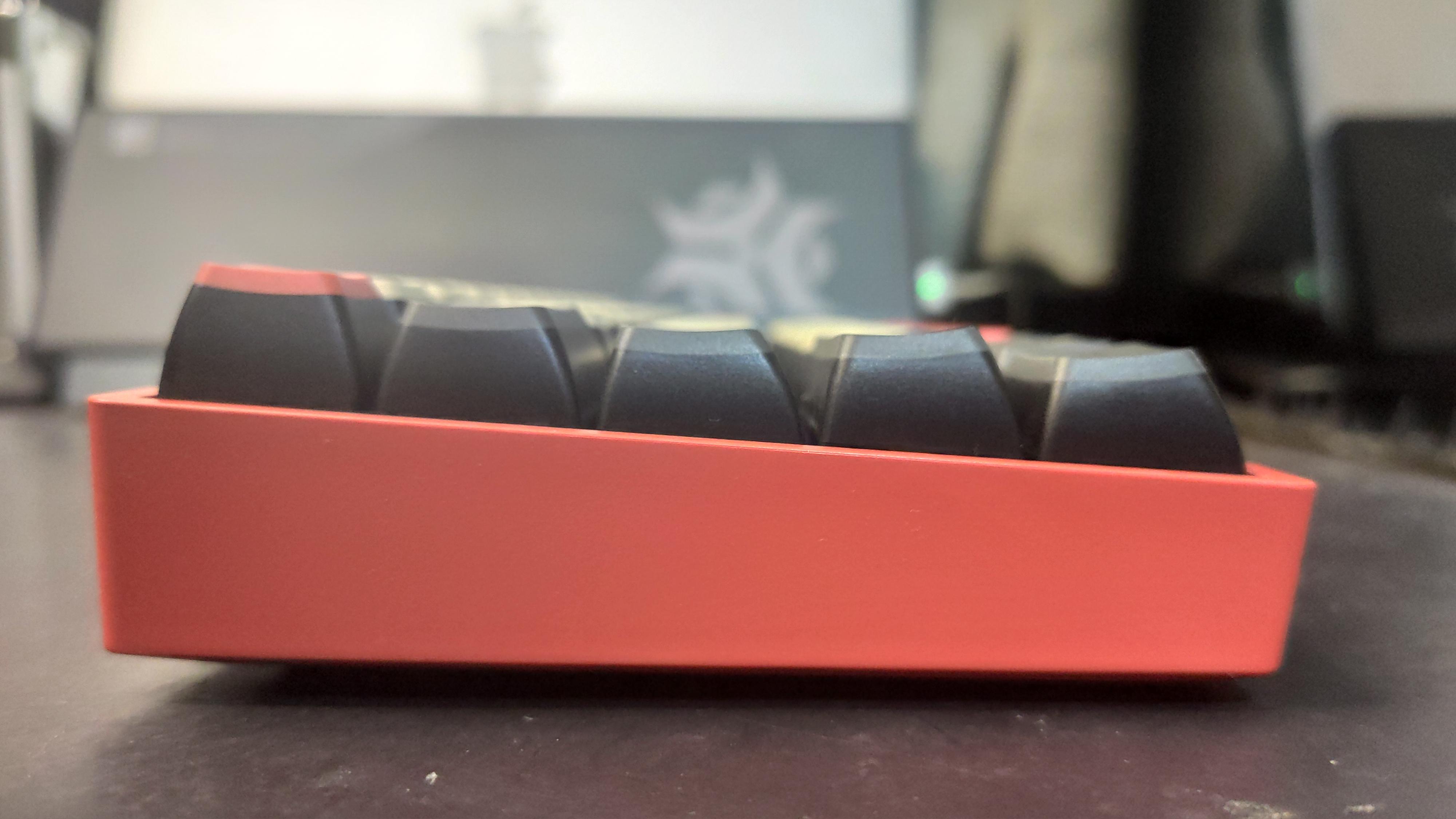 定价飘了？其实是真值！黑峡谷三模68键机械键盘Box初代号评测