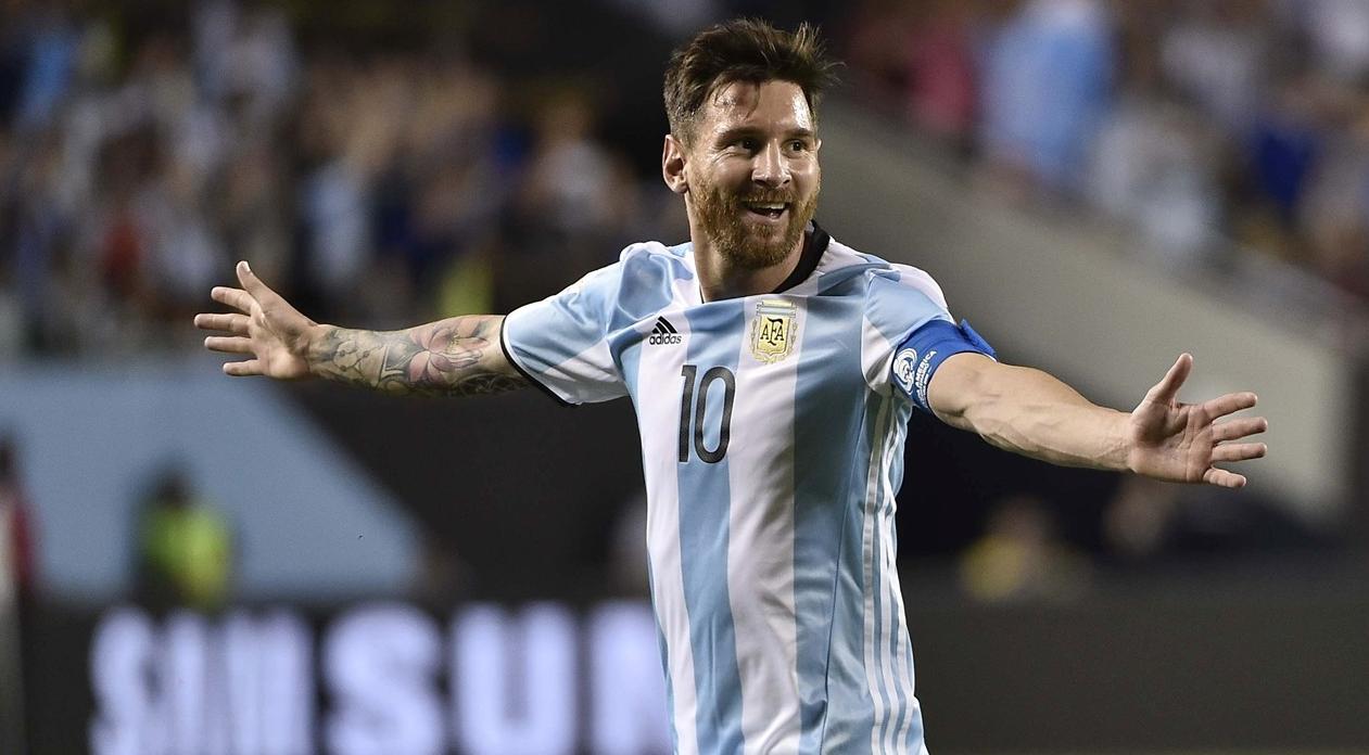 马拉多纳时期阿根廷3位球星,马拉多纳足球十大巨星