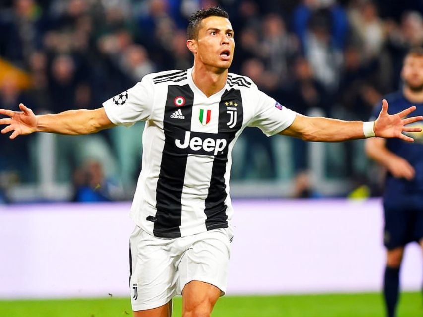 世界顶级足球巨星c罗,足球球星c罗贵州行