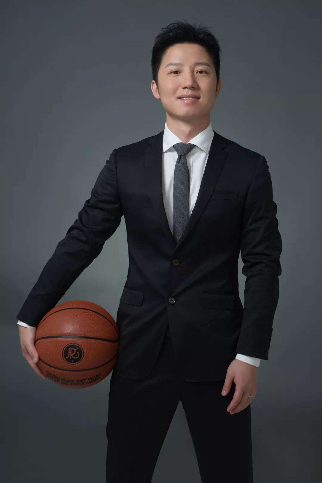 85后篮球迷创办头号炒鞋平台！估值10亿美元，屡获王思聪宣传