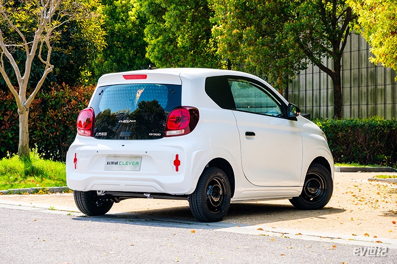 续航300km5万左右纯电车推荐快充,上汽科莱威新四座续航