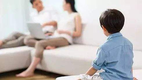 如何防止孩子沉迷游戏,叛逆期沉迷游戏家长怎么办