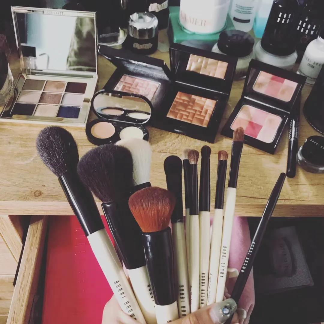 明明能靠脸非要靠实力,明明可以靠脸非要用实力来证明