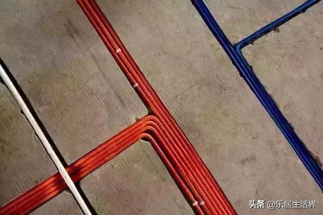 水电改造到底走天花板好还是地面,水电改造走墙的注意事项有哪些