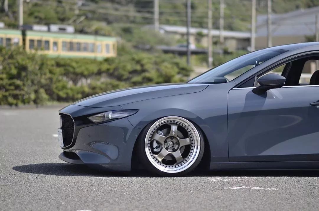 老马自达3经典款合法改装,新马自达3两厢会国产吗