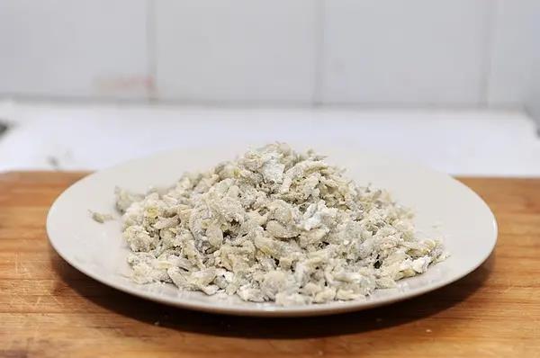 槐花飘香的最佳食用方法,槐花飘香季怎么吃