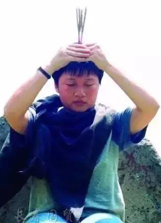 李娜出家后现在生活状况,李娜出家后生活现状