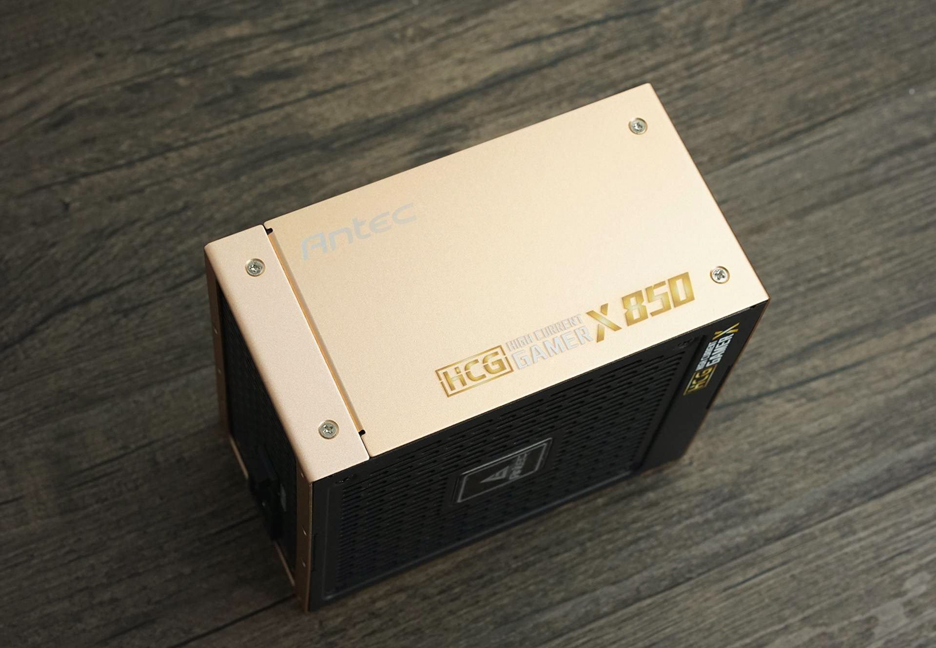 中奖了一个300元的散热却去装了台万元游戏主机？