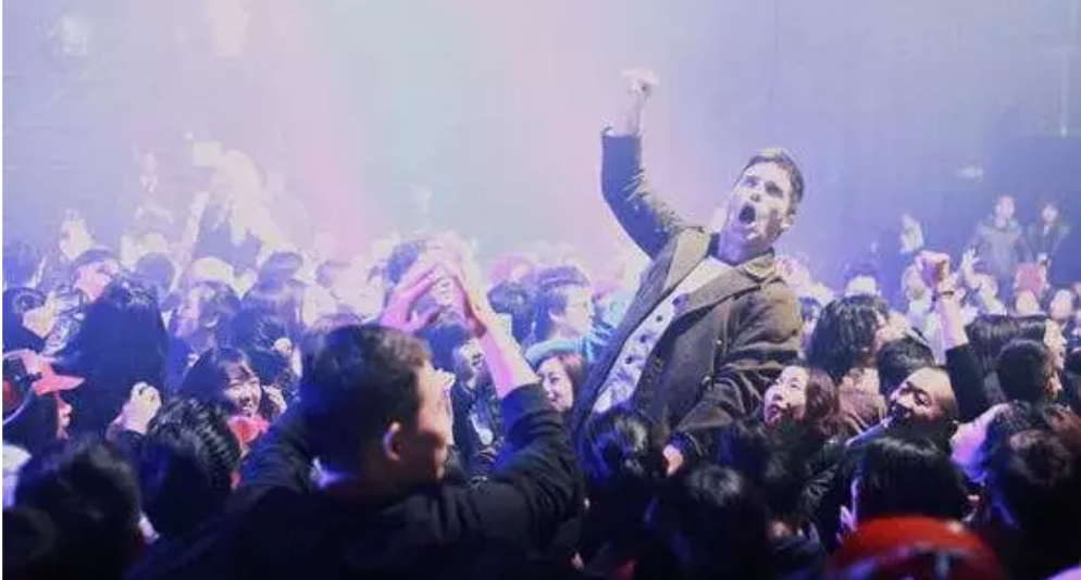 怎么样约会变得难忘,约会怎么让女生对你一见倾心