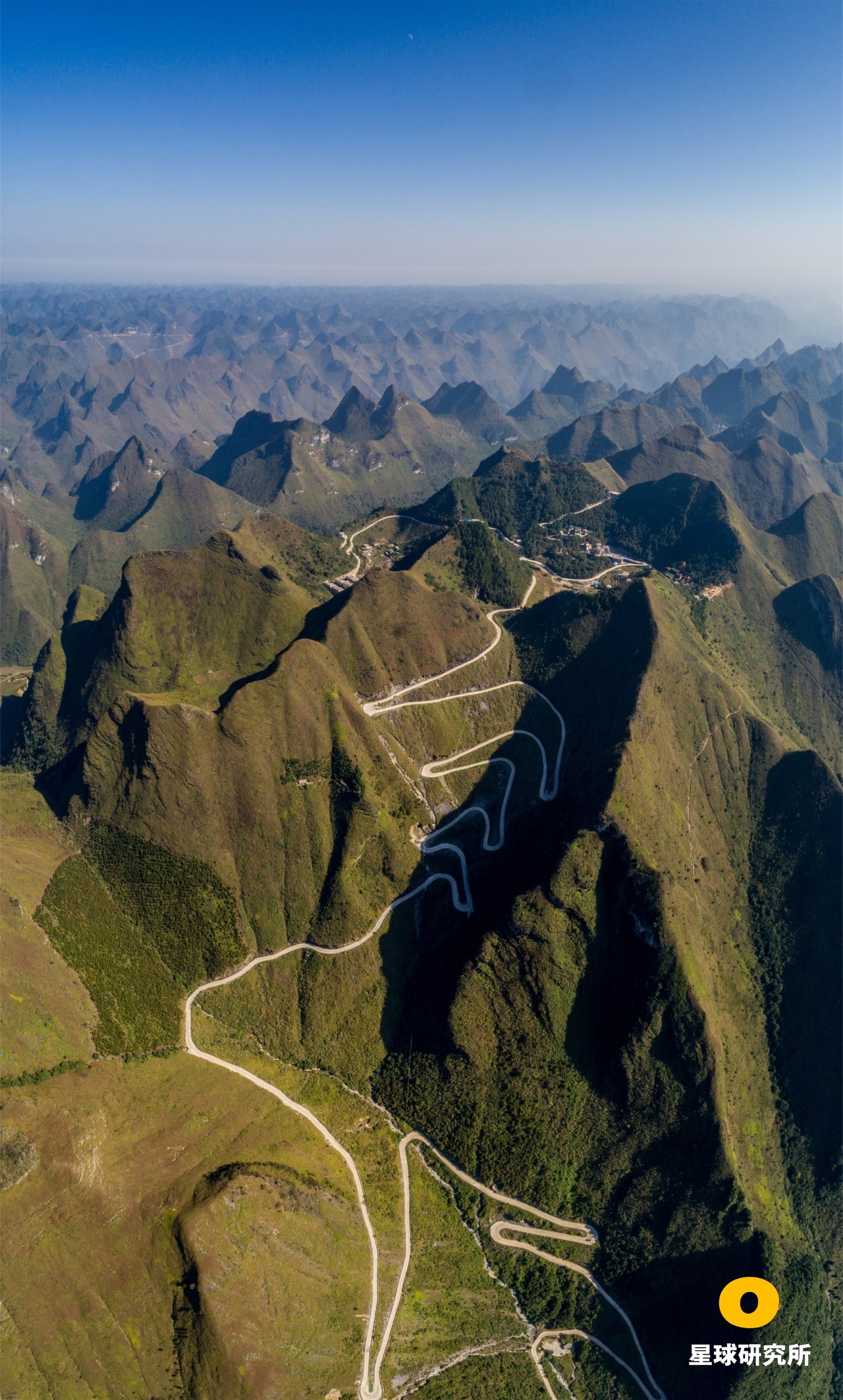 中国南方喀斯特的组成,中国南方喀斯特地貌原因