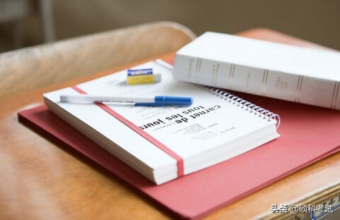 2021高考英语完形填空高频词汇,高一英语完形填空100篇及答案分析