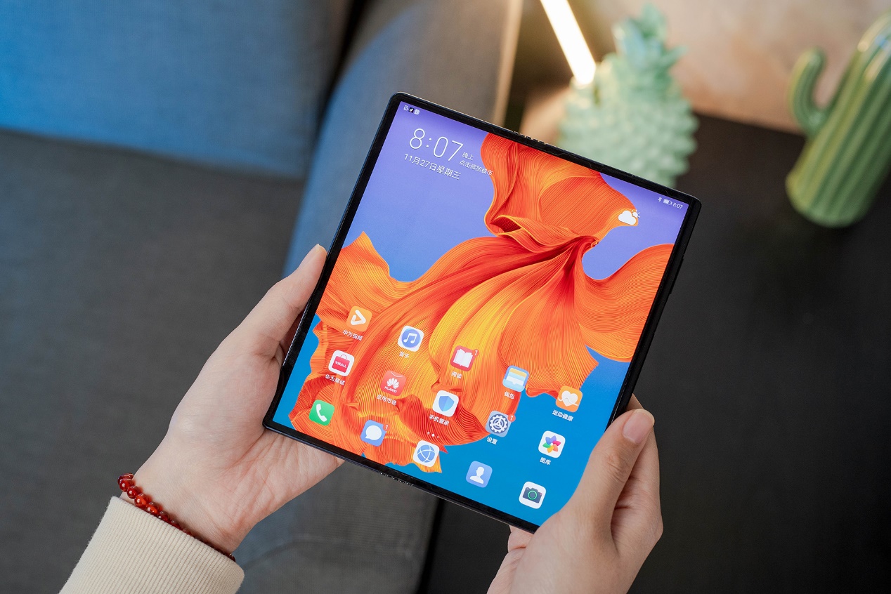 华为matex保护膜是免费更换一次吗,华为mate40pro自带保护膜要不要撕