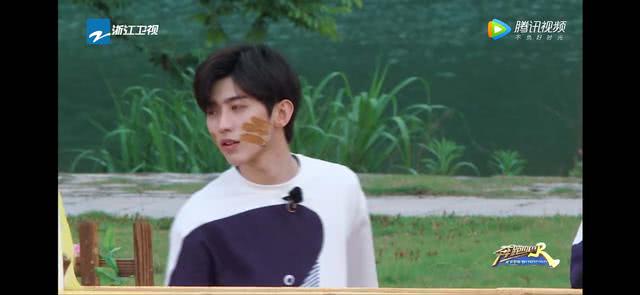 蔡徐坤蔡小葵奔跑吧第四季第一期,蔡徐坤和小葵奔跑吧兄弟