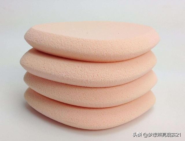 女生化妆刷怎么洗,女生天天化妆皮肤如何护理