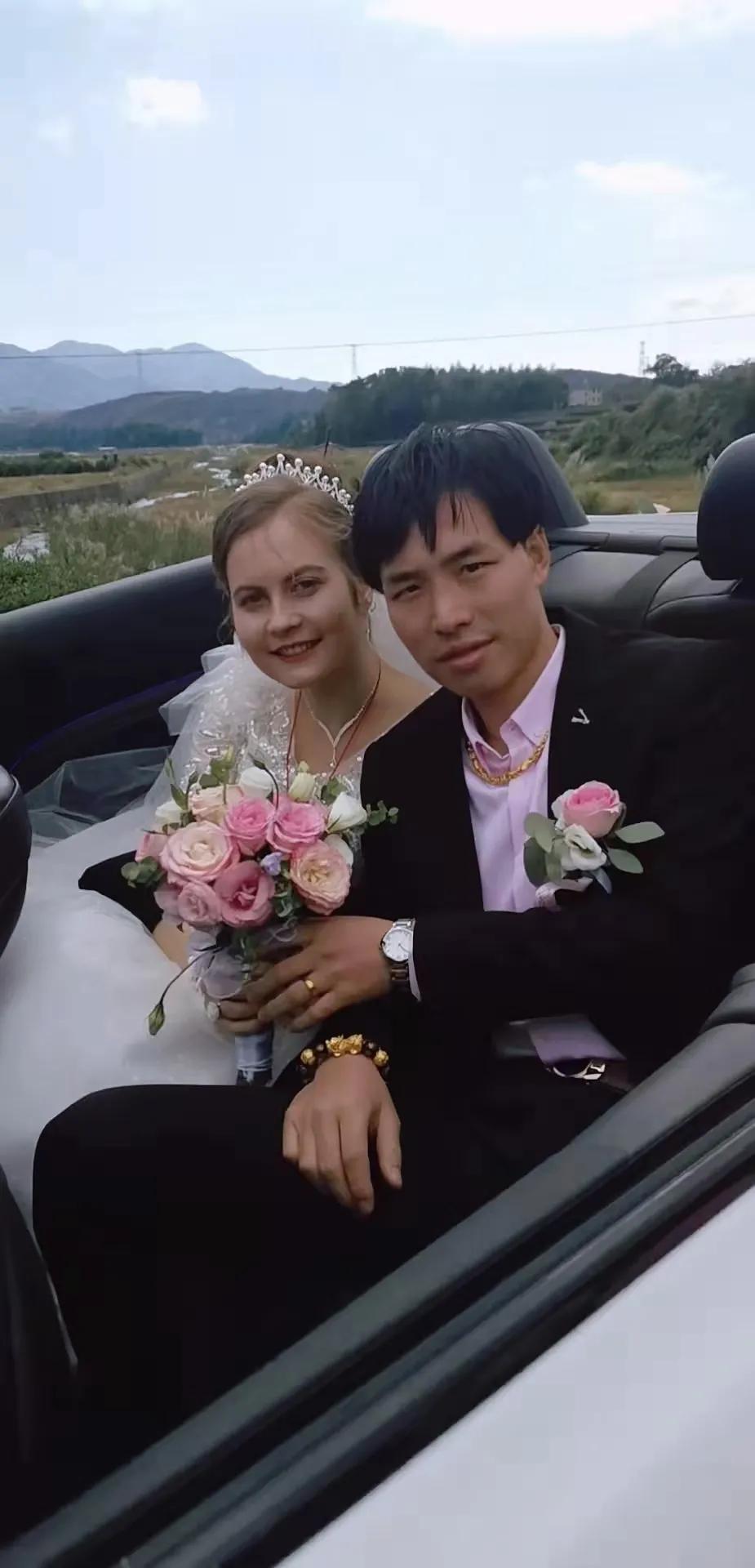 霞浦男孩娶俄罗斯网红美女回家，羡慕了整个朋友圈