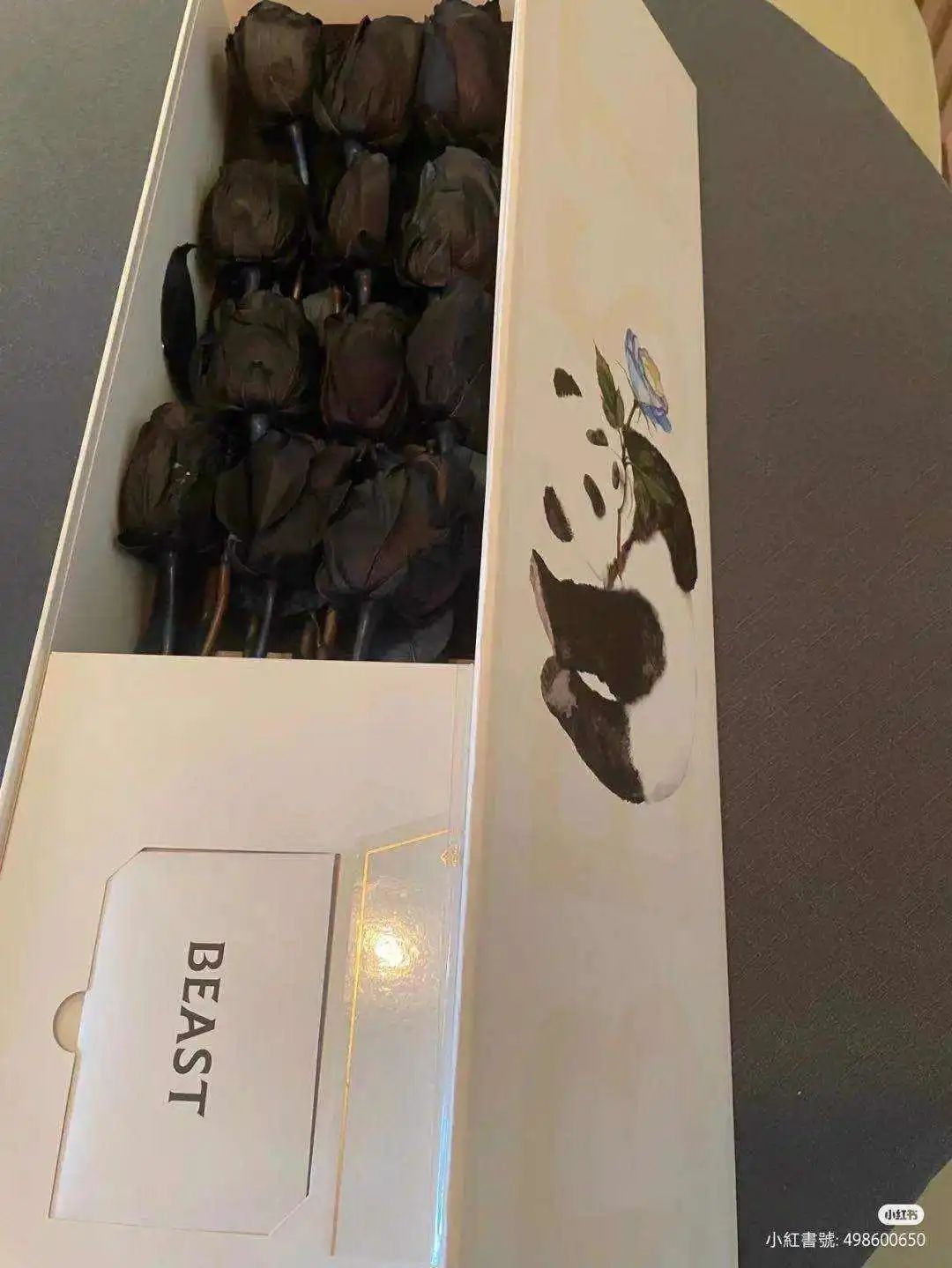 野兽派一支玫瑰多少钱,野兽派2万多的花