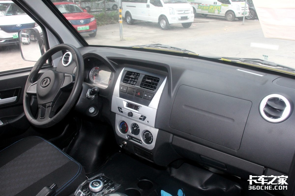 瑞驰新能源小卡,瑞驰新能源7座纯电动