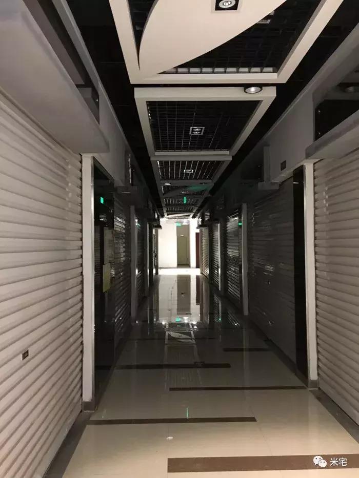 批发市场里的商铺值得买吗,四线小城市商铺值不值得购买