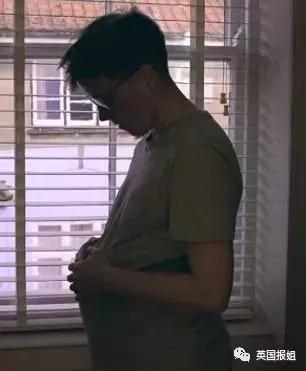 他变性后生娃，孩子：我是叫妈妈还是叫爸爸？