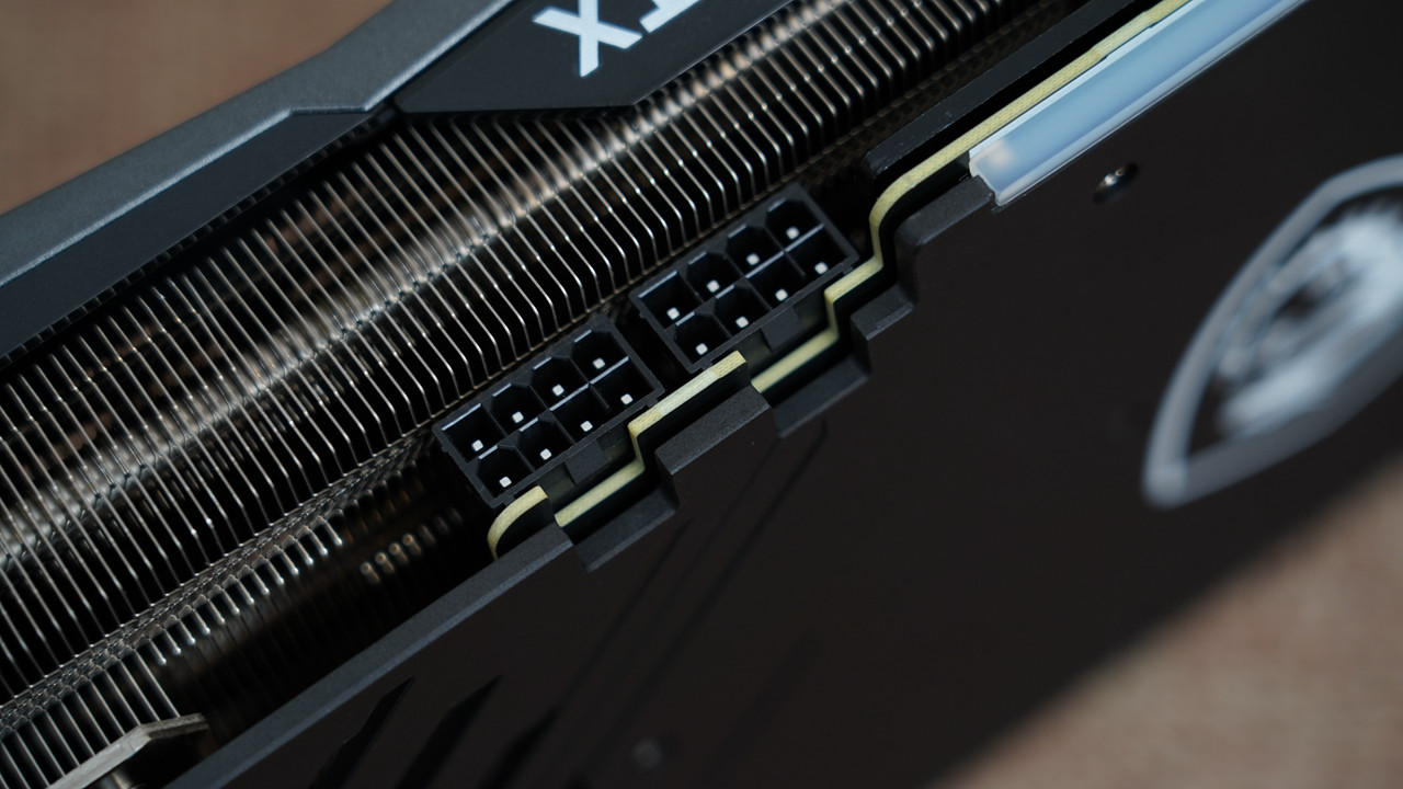 哪个机箱可以装3槽显卡,什么样的显卡适合装itx主机