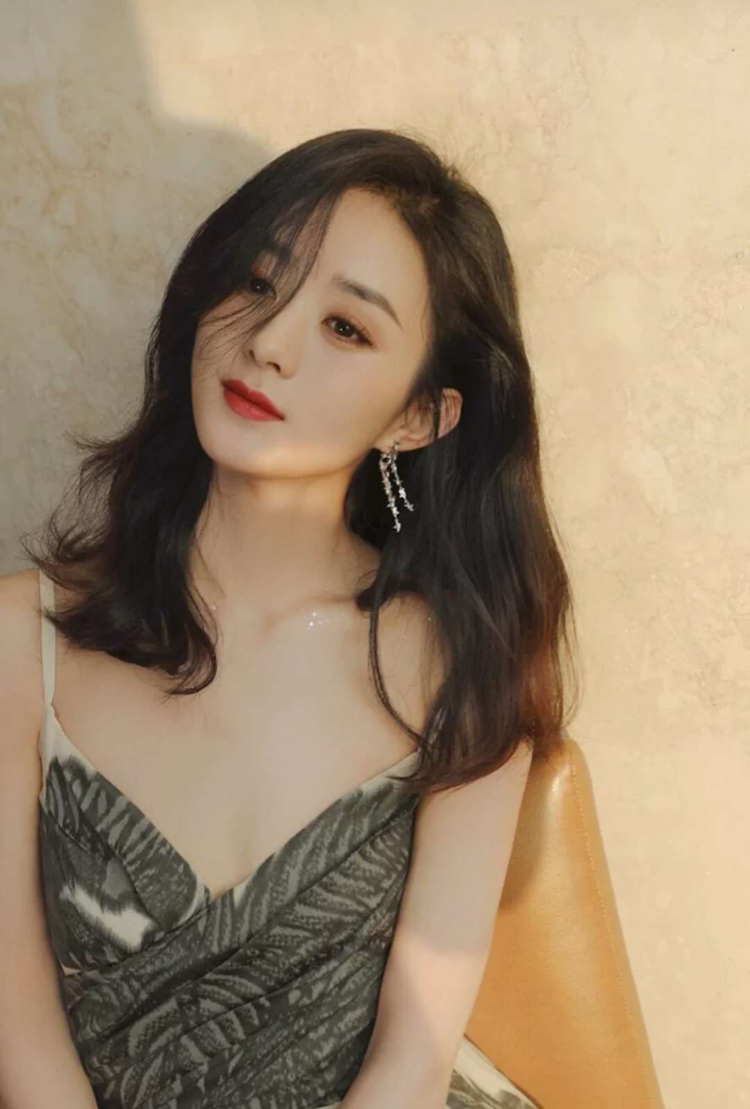 赵丽颖珠宝搭配什么,赵丽颖同款穿衣搭配