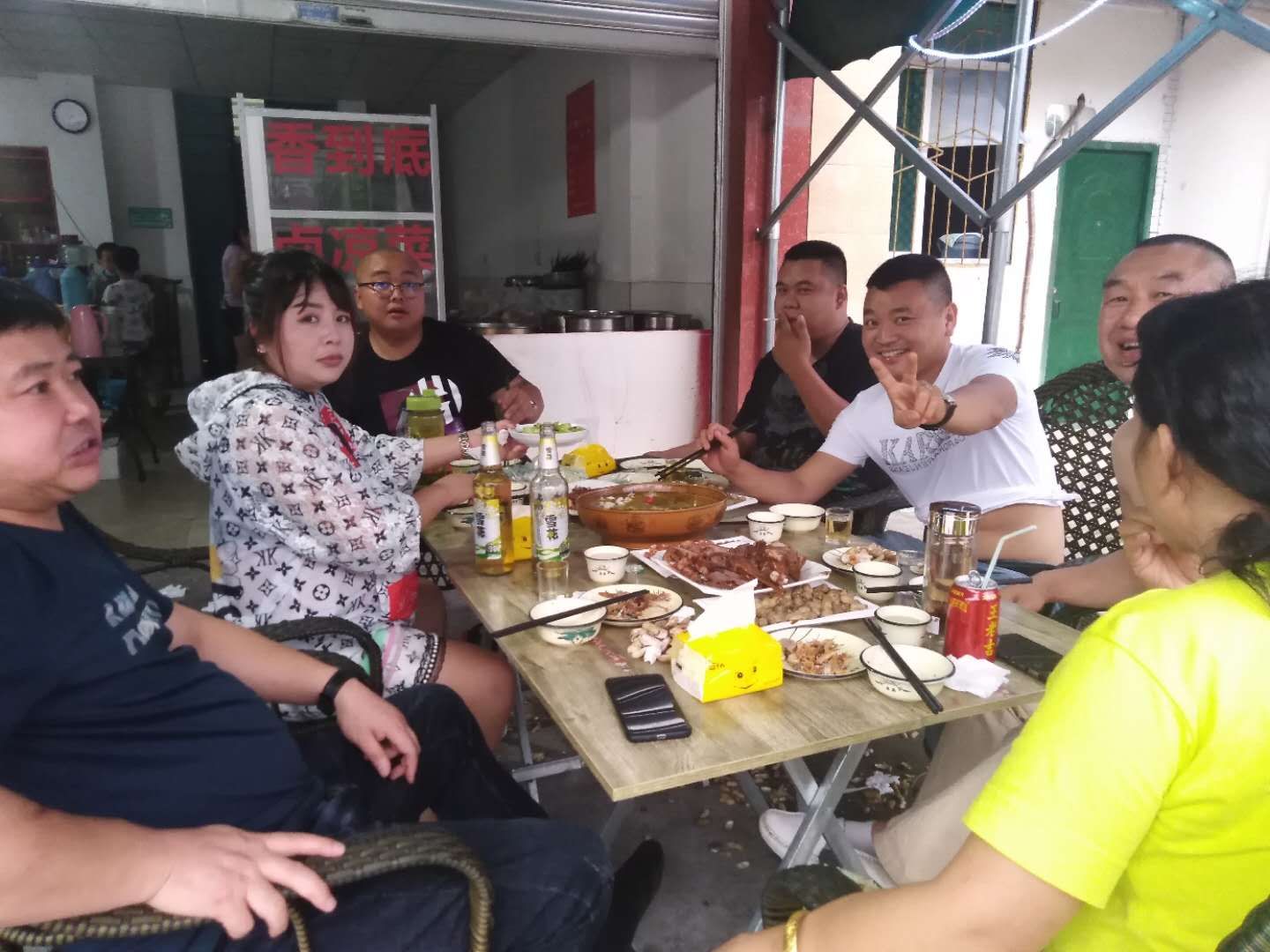 这家饭店特别火,这家餐厅火爆原因在哪里