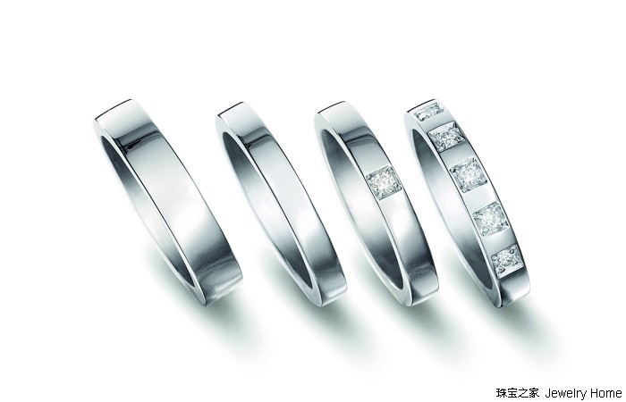 宝格丽慈善款情侣,宝格丽甜蜜抱抱