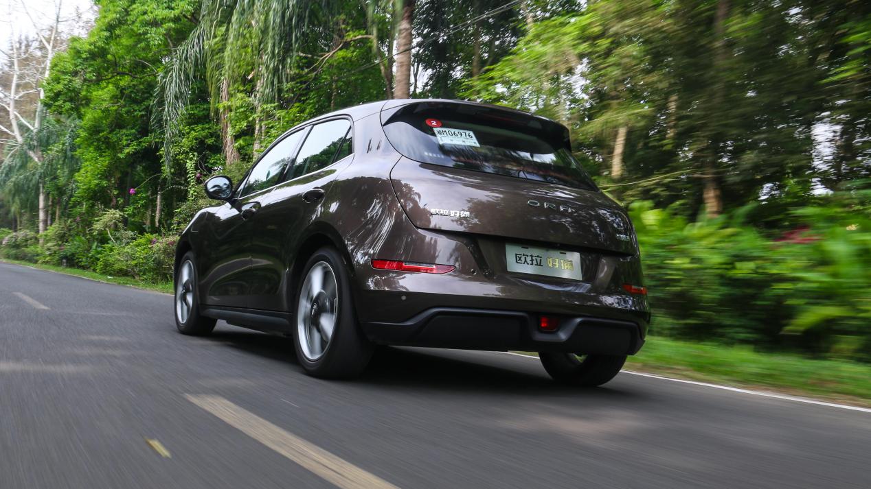 欧拉好猫2022款500公里豪华型试驾,不比合资车差带你体验欧拉好猫