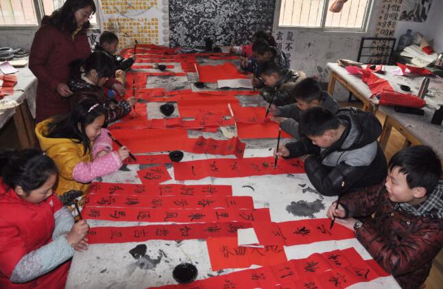 2019年猪年春节对联大全，含五字七字九字春联和横批