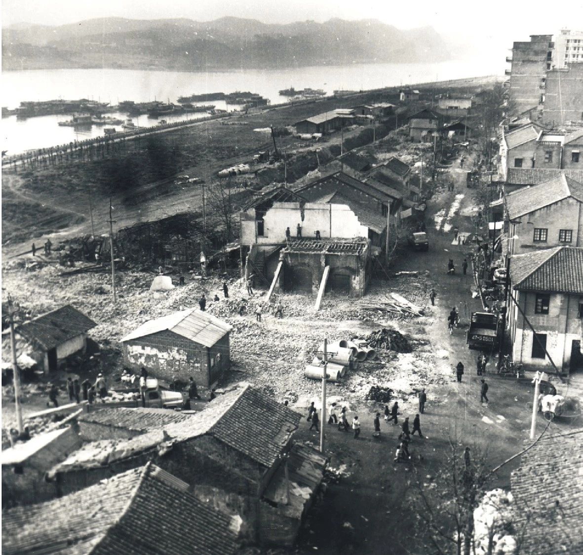 宜昌70岁以上老人免费景点,宜昌70岁高龄补贴