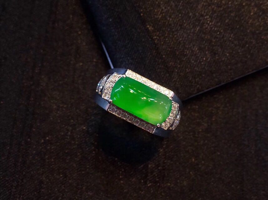 宝格丽卡地亚宝诗龙梵克雅宝,宝诗龙奢侈品戒指