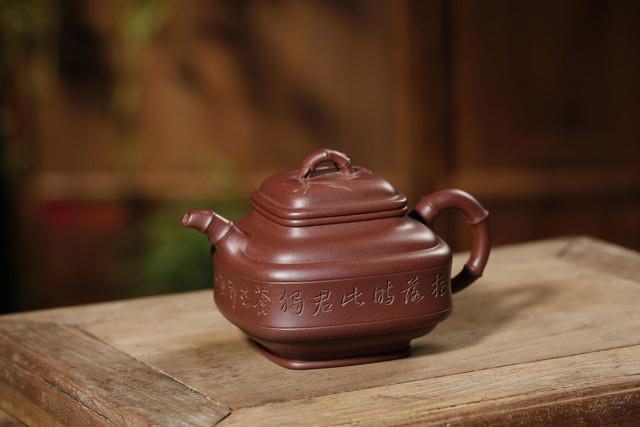 不同泥料的紫砂壶价格相差多少,几十块的紫砂壶有真泥料吗
