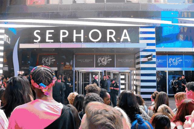 全球最富歌手rihanna,rihanna美国女星