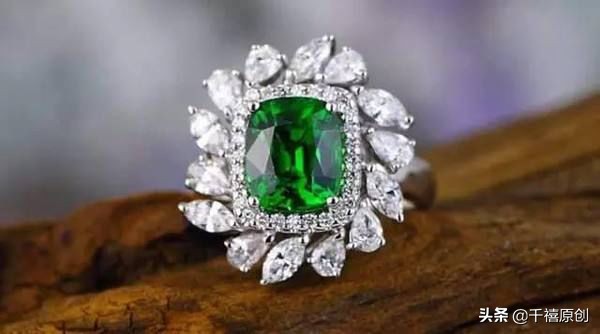 俄罗斯珠宝降价,俄罗斯珠宝店