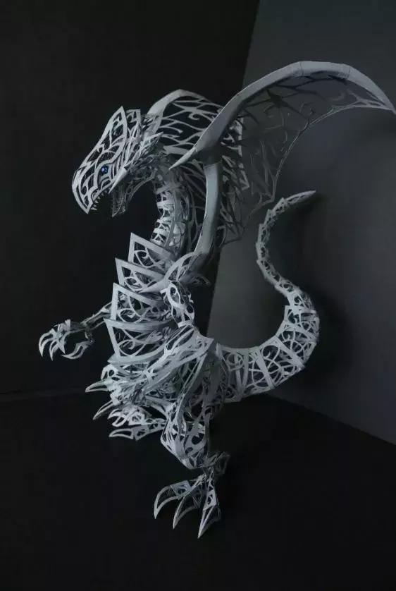 日本小哥自称“空箱职人”，靠着废纸盒办展览