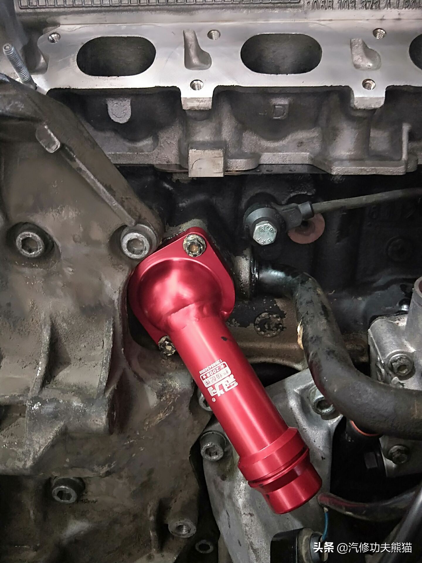 奥迪a61.8发动机大修费用,老款奥迪a6六缸发动机大修全过程