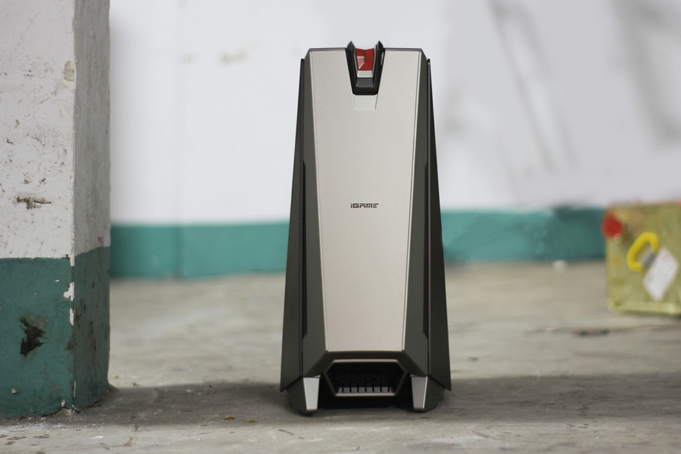 电竞新势力的显示器,七彩虹igame系列主机