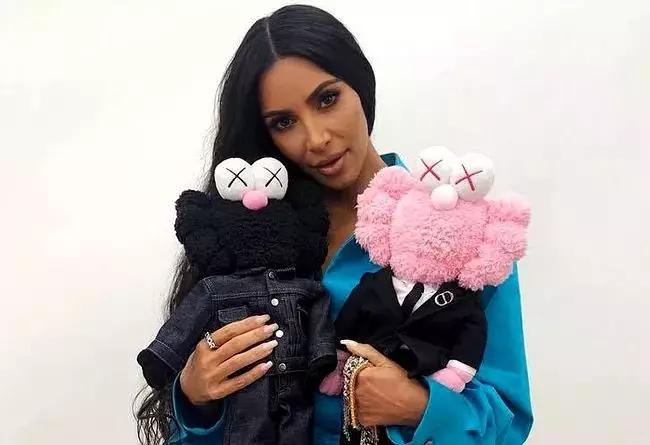 优衣库2023kaws联名中国,优衣库kaws联名6号还上新吗