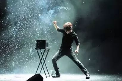 惊喜福袋1元起!TF口红套盒、AJ等任性抽!水秀天地2周年狂欢来啦