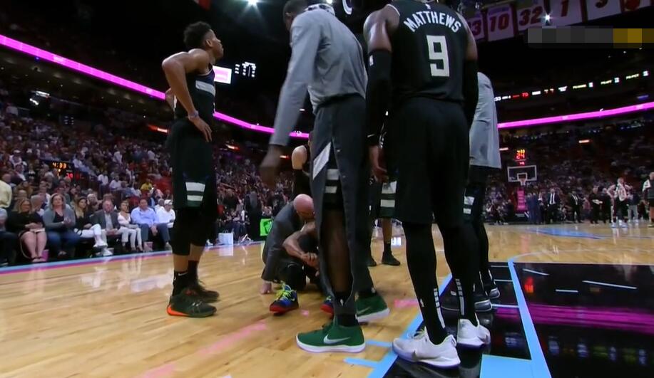 闆勯箍鐞冨憳鑶濈洊鍙椾激涓変釜鏉ュ洖,鐪嬬潃閮界柤鐢峰瓙鍋ヨ韩鏃惰鏉犻搩鐮稿埌